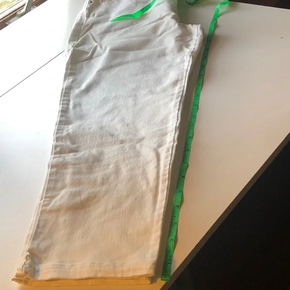 Gloria Vanderbilt Off-White Straight Leg Jeans - Picture 6 of 6